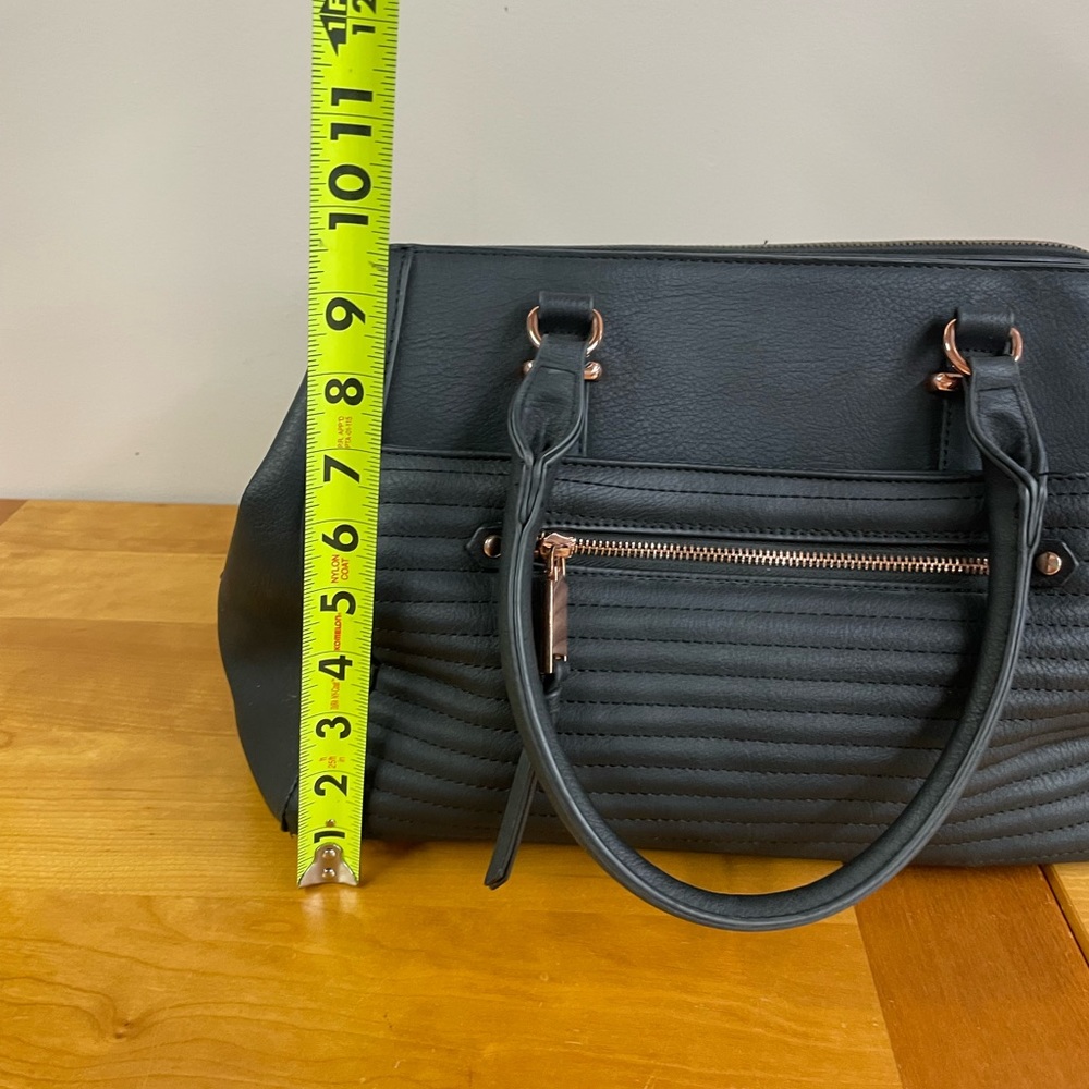 Torrid black purse with 3 compartments - Picture 13 of 14